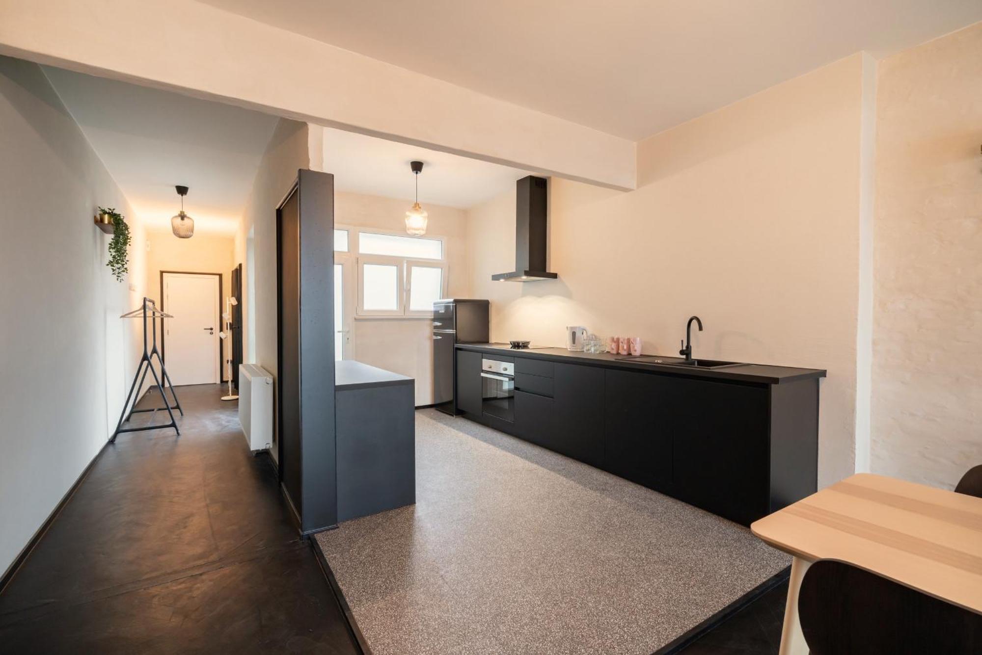 Charming And Spacious Apartments In The Heart Of Amberes Exterior foto