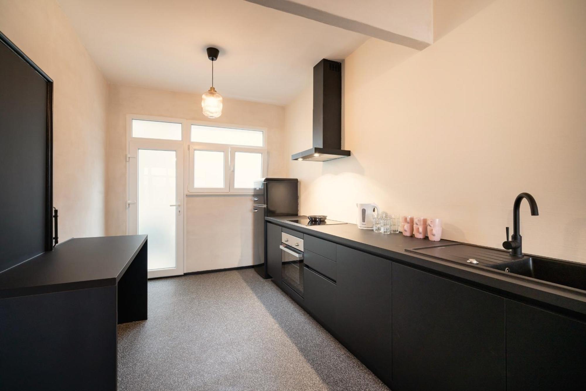 Charming And Spacious Apartments In The Heart Of Amberes Exterior foto